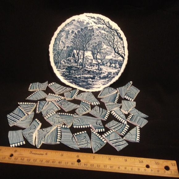 Mosaic Supply Currier & Ives Blue and White Tiles with Focal - Picture 1 of 16